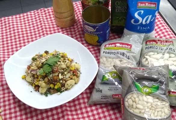Receta de ensalada de quinoa y tres porotos.