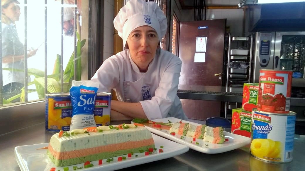 Para esta navidad receta de Terrina Navideña tricolor